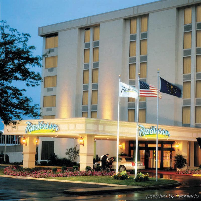 Clarion Hotel Indianapolis Exterior foto